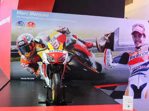 thai_mortorshow14_repsol2
