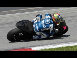 2015-colinedwards-michelintest-sepang_preview_big